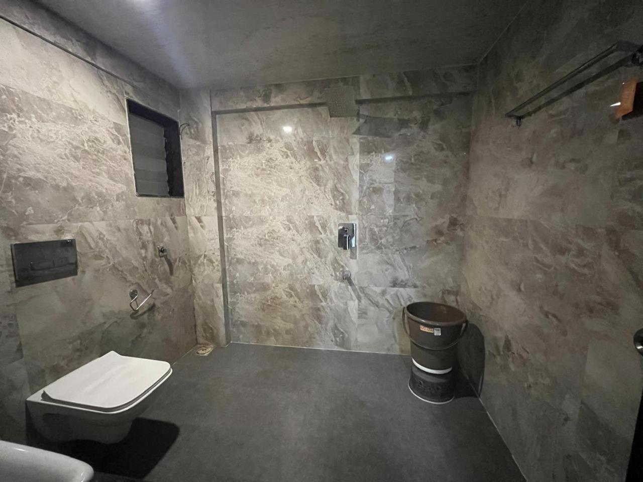 Arsh Executive Inn Dive Luaran gambar