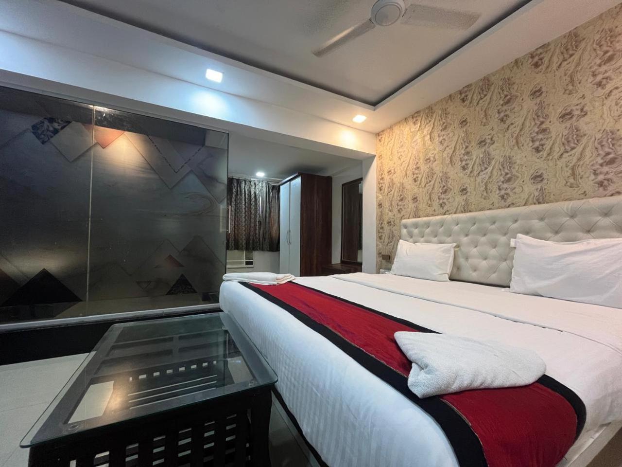 Arsh Executive Inn Dive Luaran gambar