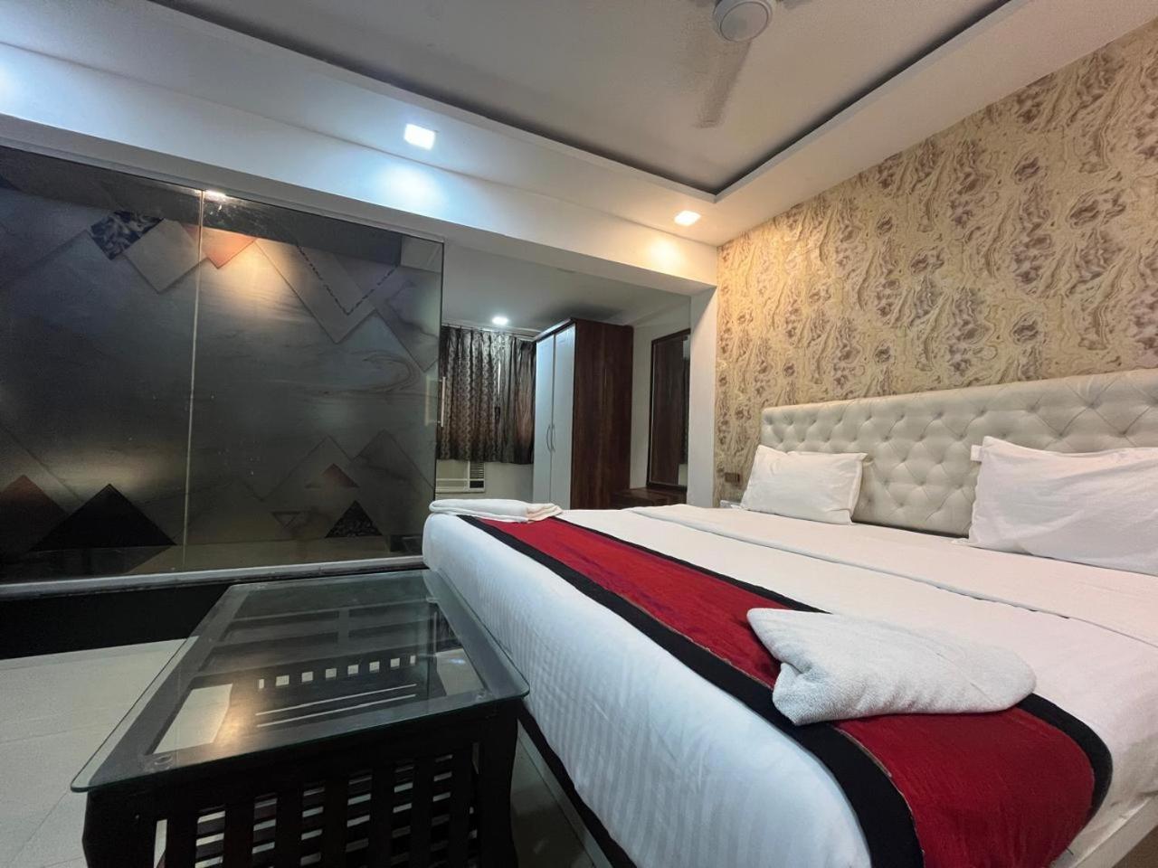 Arsh Executive Inn Dive Luaran gambar