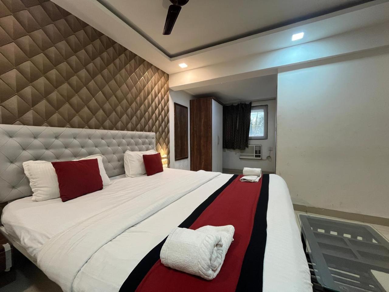 Arsh Executive Inn Dive Luaran gambar